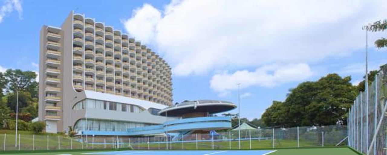 Hotel Mont Febe Яунде Экстерьер фото